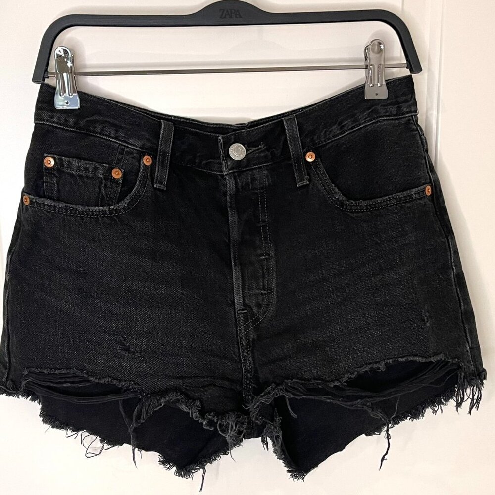 Levi’s Black Denim Shorts Size 29 | High-Rise Cutoffs | Lightly Worn